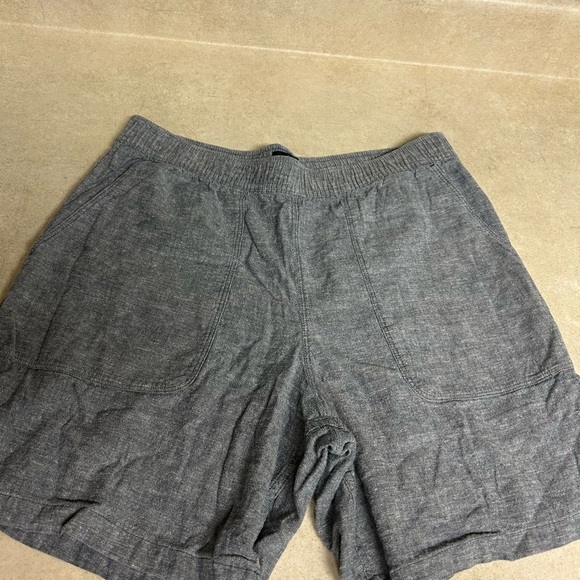 Women’s all bird Huether gray linen blend shorts size medium - Picture 1 of 5